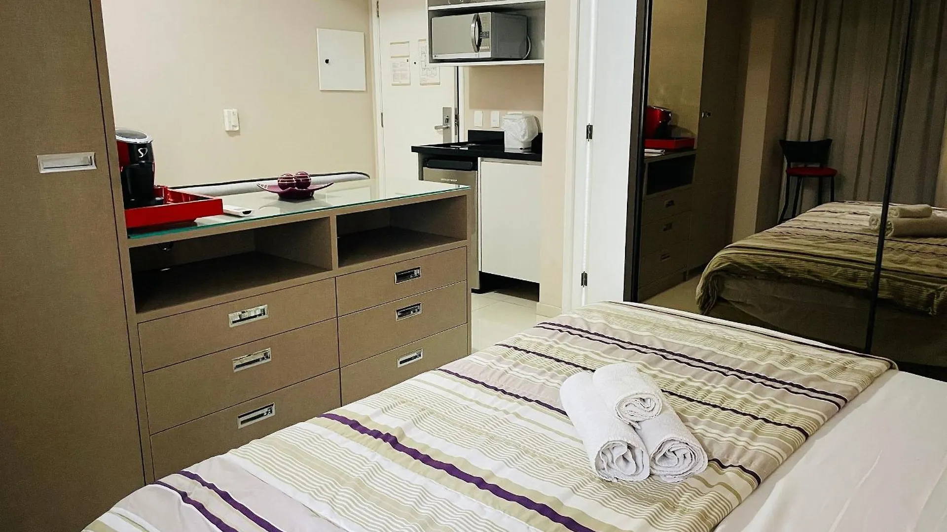 Morada Moema Essential II - Flat Em Hotel Bem Localizado Em Moema Sao Paulo 0*,  Brazil